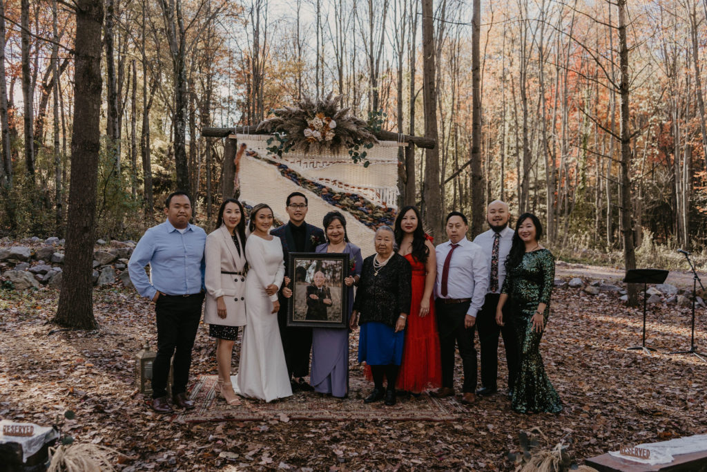 Family formal photos at wedding